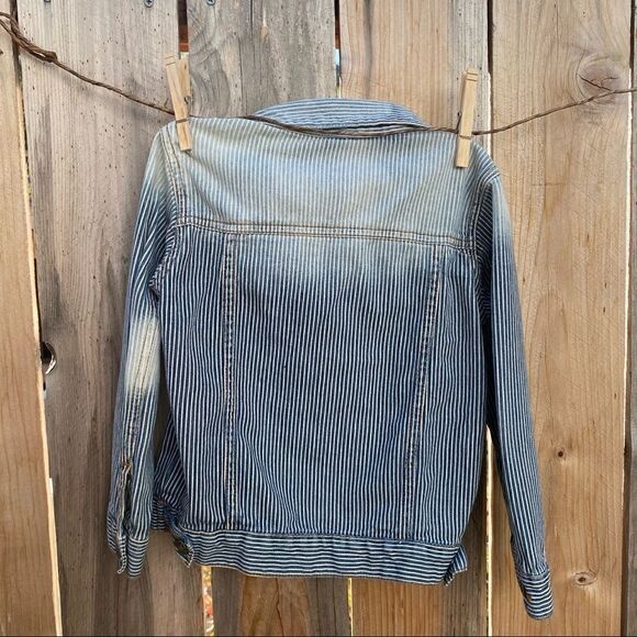 Frankie & Ava Striped Trucker Jacket Sz 5 Collared Long Sleeve Snap Button Down - Picture 8 of 11